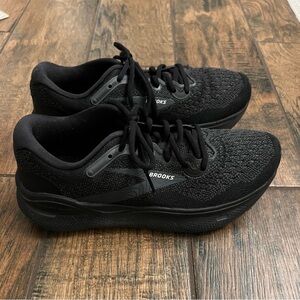 Brooks Ghost Max Running Shoes Women’s Size 8 Black Athletic Sneakers